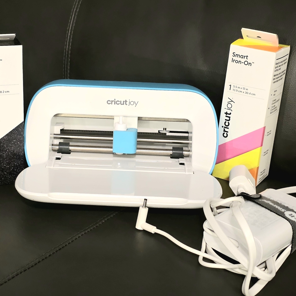 COPY - Cricut Joy Cutting Machine - Blue and White